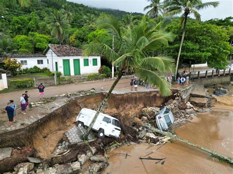 Heavy rain caused floods and landslides in brazil after carnival. . Brazil flooding after carnival